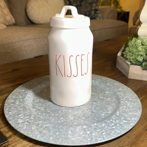 RAE DUNN Home Kitchen KISSES Canister Ceramic Container w Lid Valentine’s Day - Picture 1 of 5